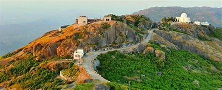 Mount Abu Trekking Tour